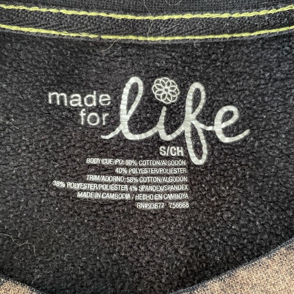 Haunted House Halloween Sweat shirt. - Picture 2 of 2